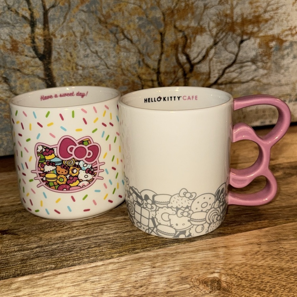 Hello Kitty Pink and White Mugs Set